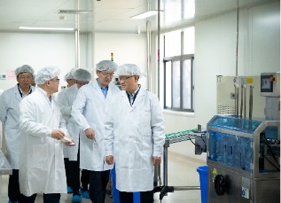 國機(jī)集團(tuán)黨委副書記、總經(jīng)理羅乾宜調(diào)研樂珠制藥